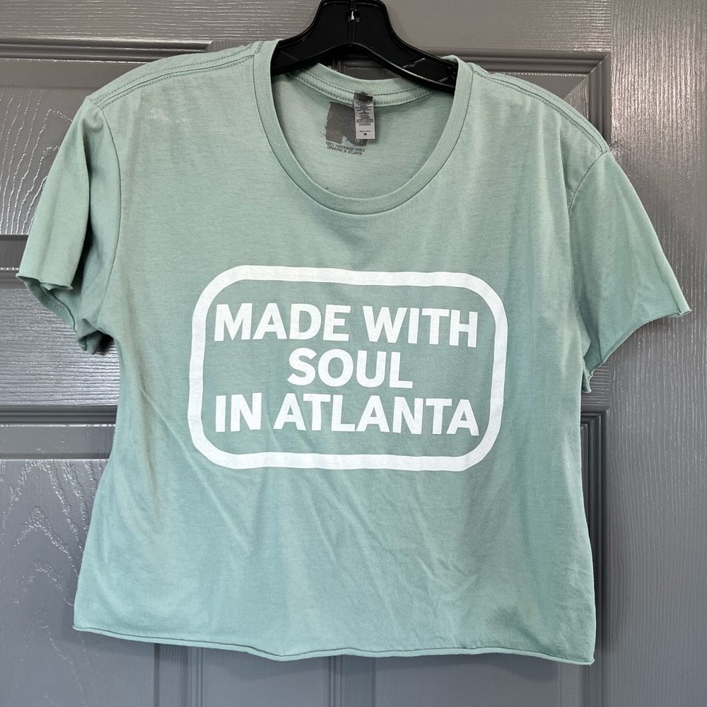Cropped Atlanta T-shirt